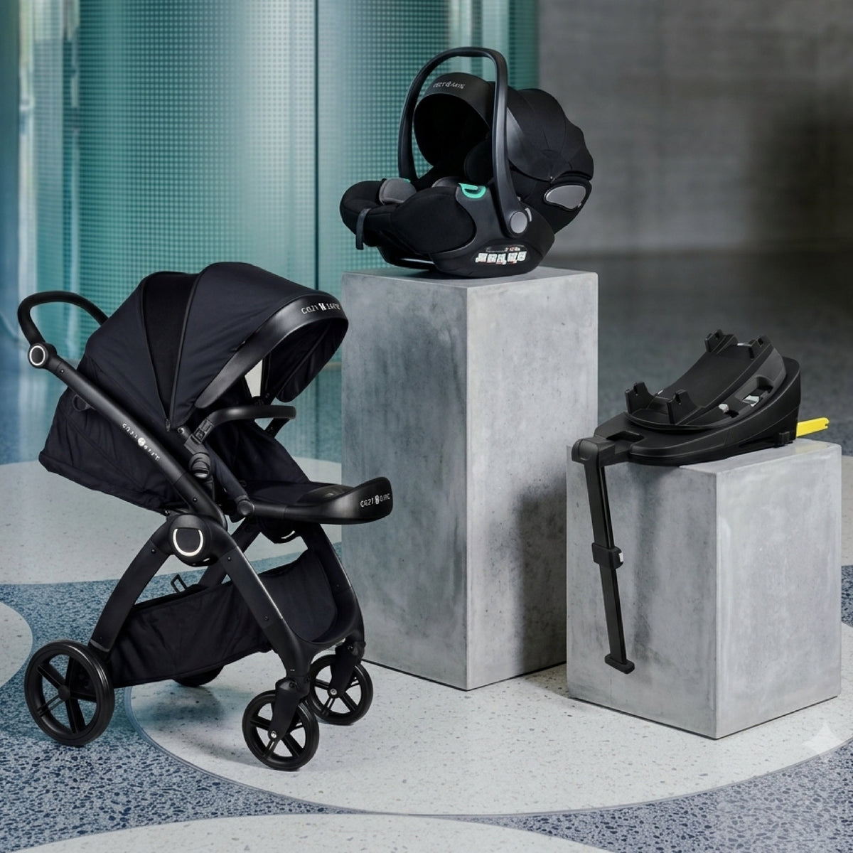 Cozy N Safe Champion & Snowdon Travel System (Pram, Carrier & Base)