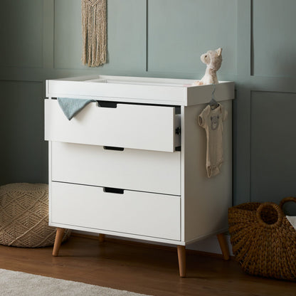 Maya Changing Unit - White With Natural (2)
