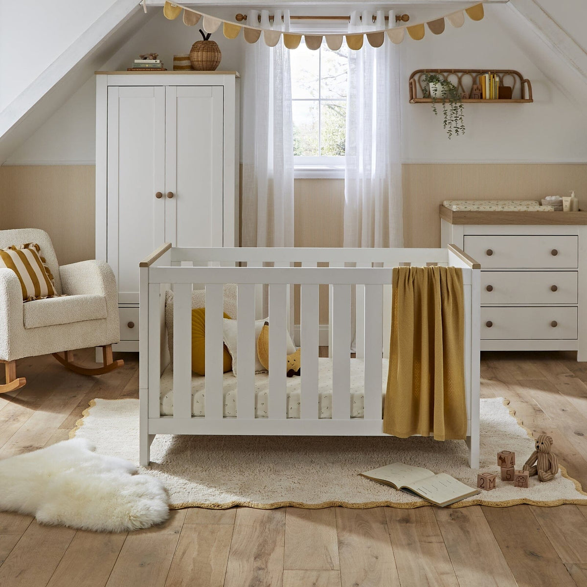 Luna Cot Bed - White & Oak