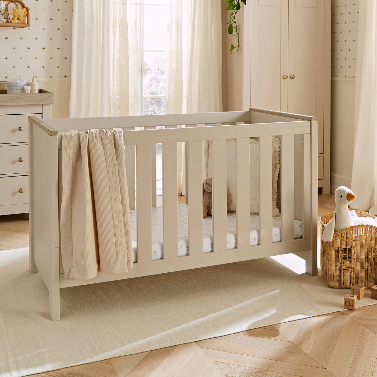 Luna Cot Bed - Cashmere & Ash