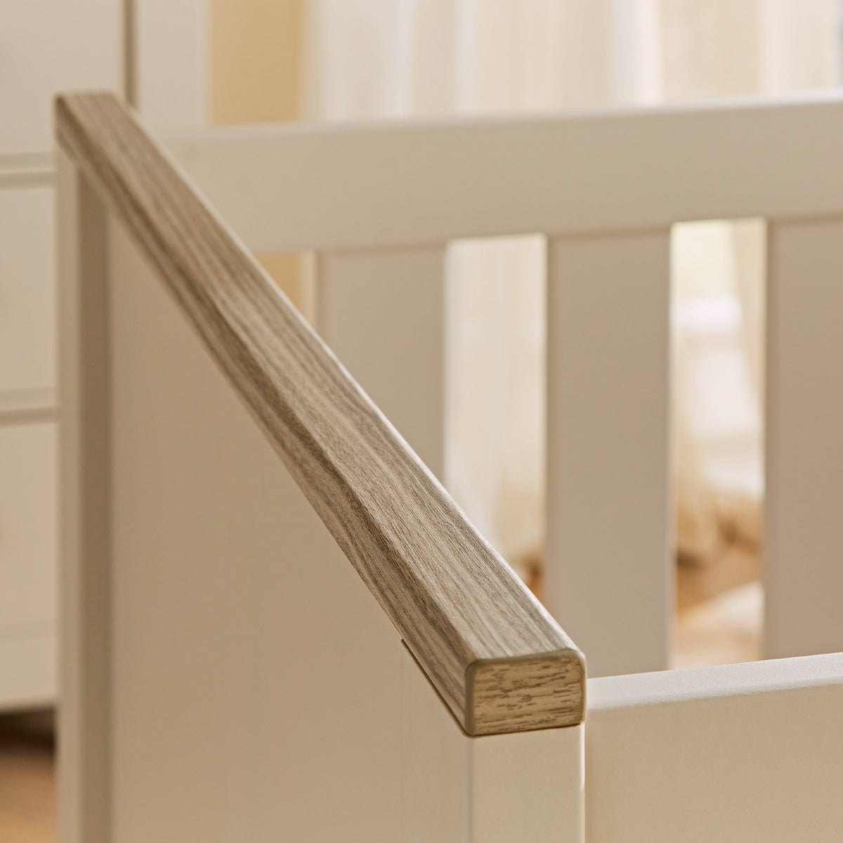 Luna Cot Bed - Cashmere & Ash