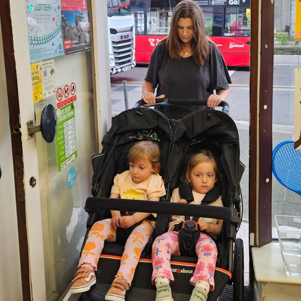 Out n About Nipper Double V6 Pushchair