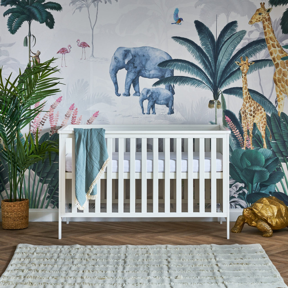 Evie 2 Piece Room Set - White (2)