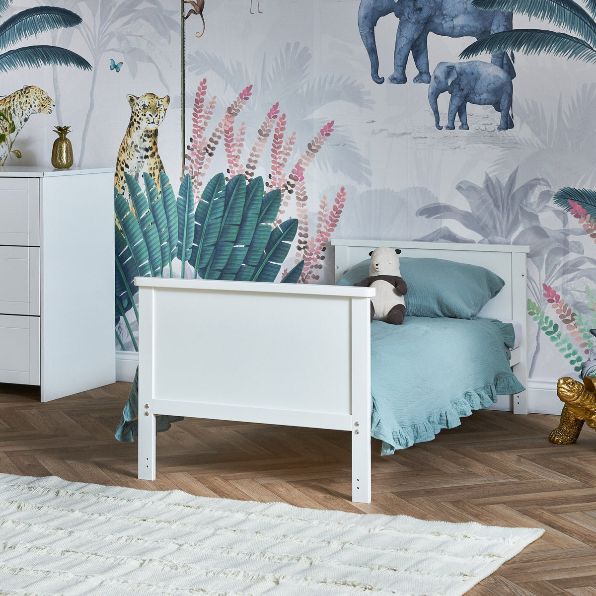 Evie 2 Piece Room Set - White (3)