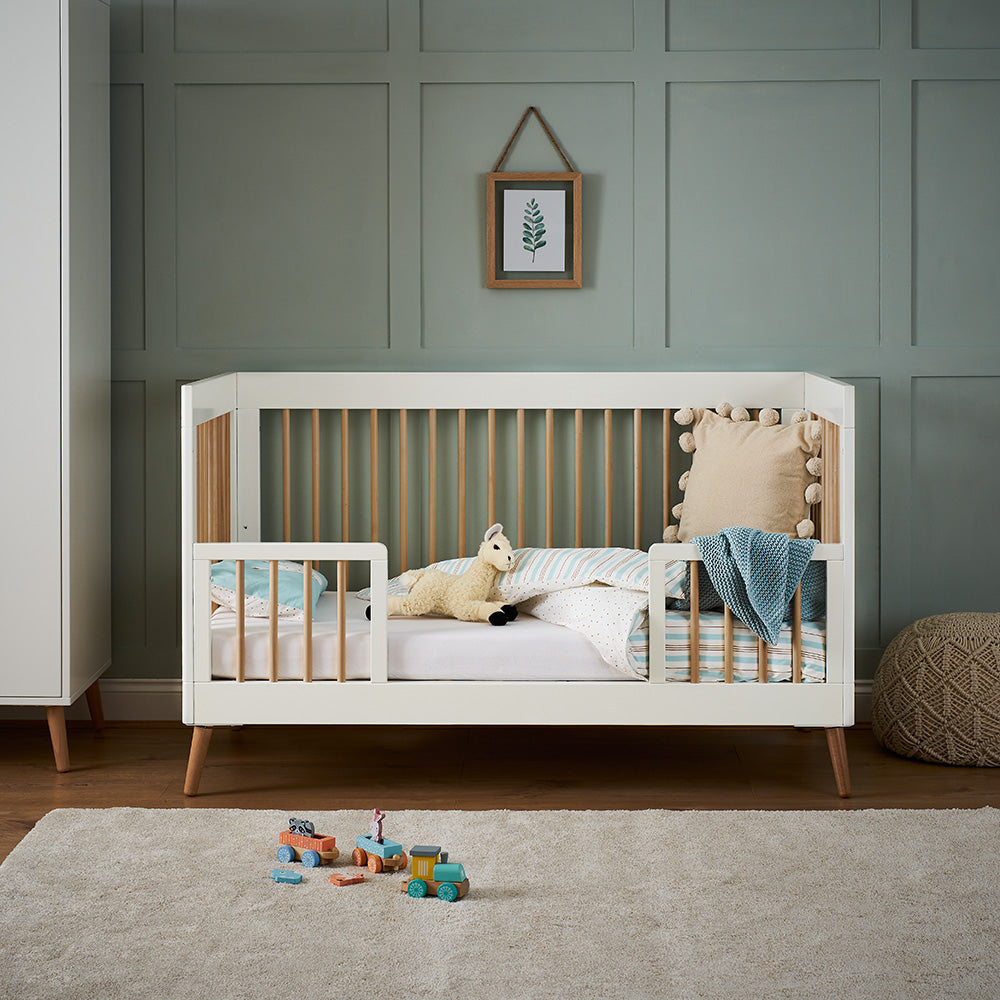 Maya 3 Piece Room Set - White With Natural (2)