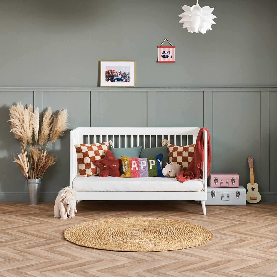 Maya 3 Piece Room Set - Nordic White (4)