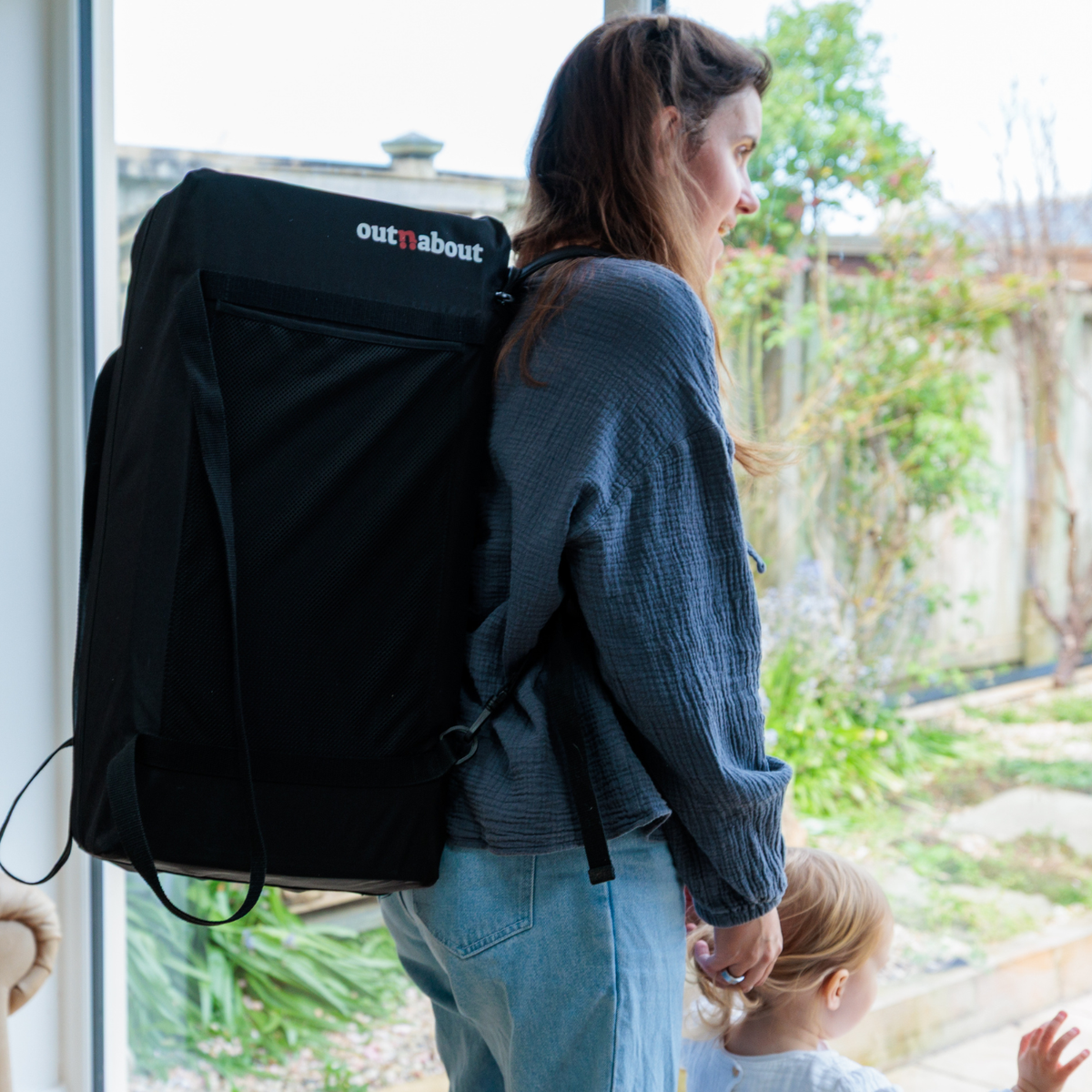 Out n About Nipper Nest Travel Cot