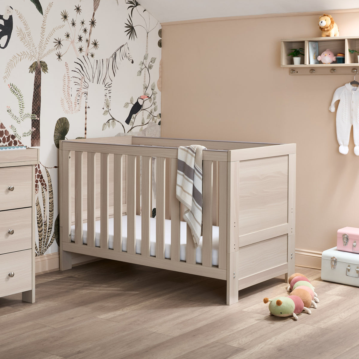Nika 3 Piece Room Set - Aspen (3)