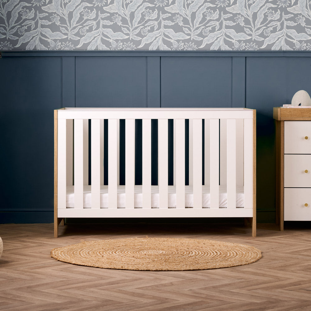 Nika 2 Piece Nursery Room Set - Oak & White (5)