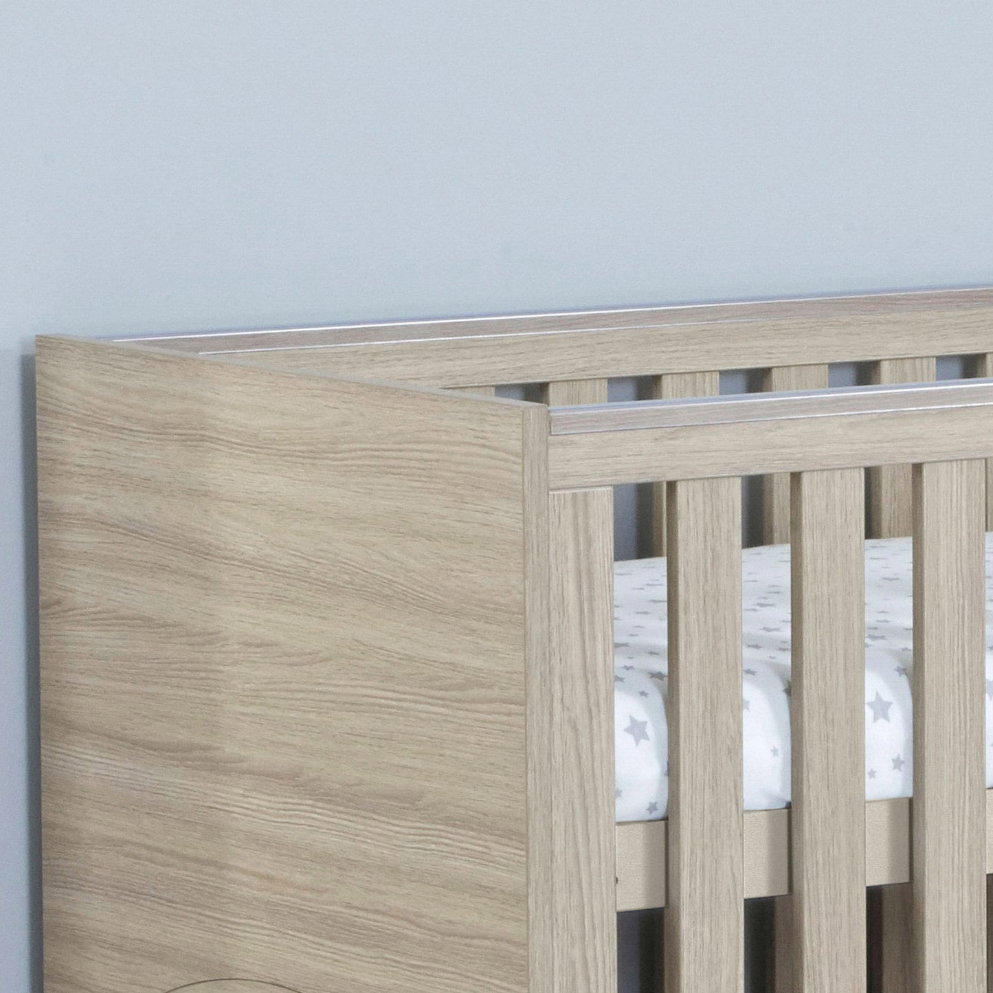 Veni Cot Bed - Oak