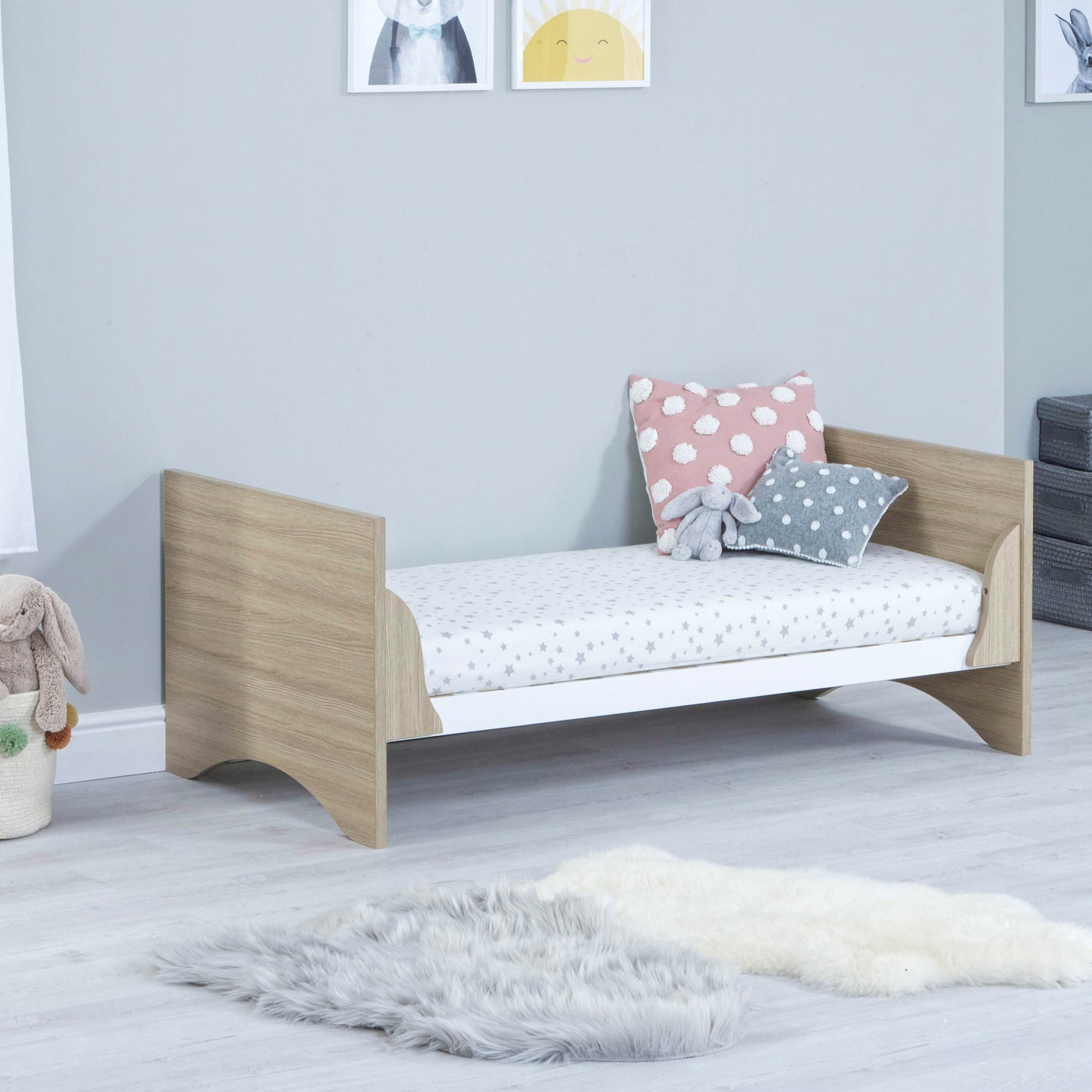 Veni Cot Bed - Oak White