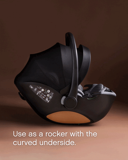 Mountain Buggy nest™ i-Size Infant Car Seat with Rotating Base