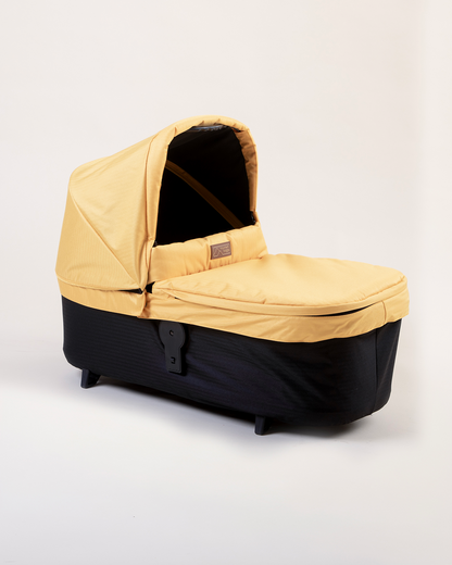 Mountain Buggy carrycot plus™ for urban jungle™