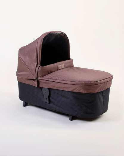 Mountain Buggy carrycot plus™ for urban jungle™