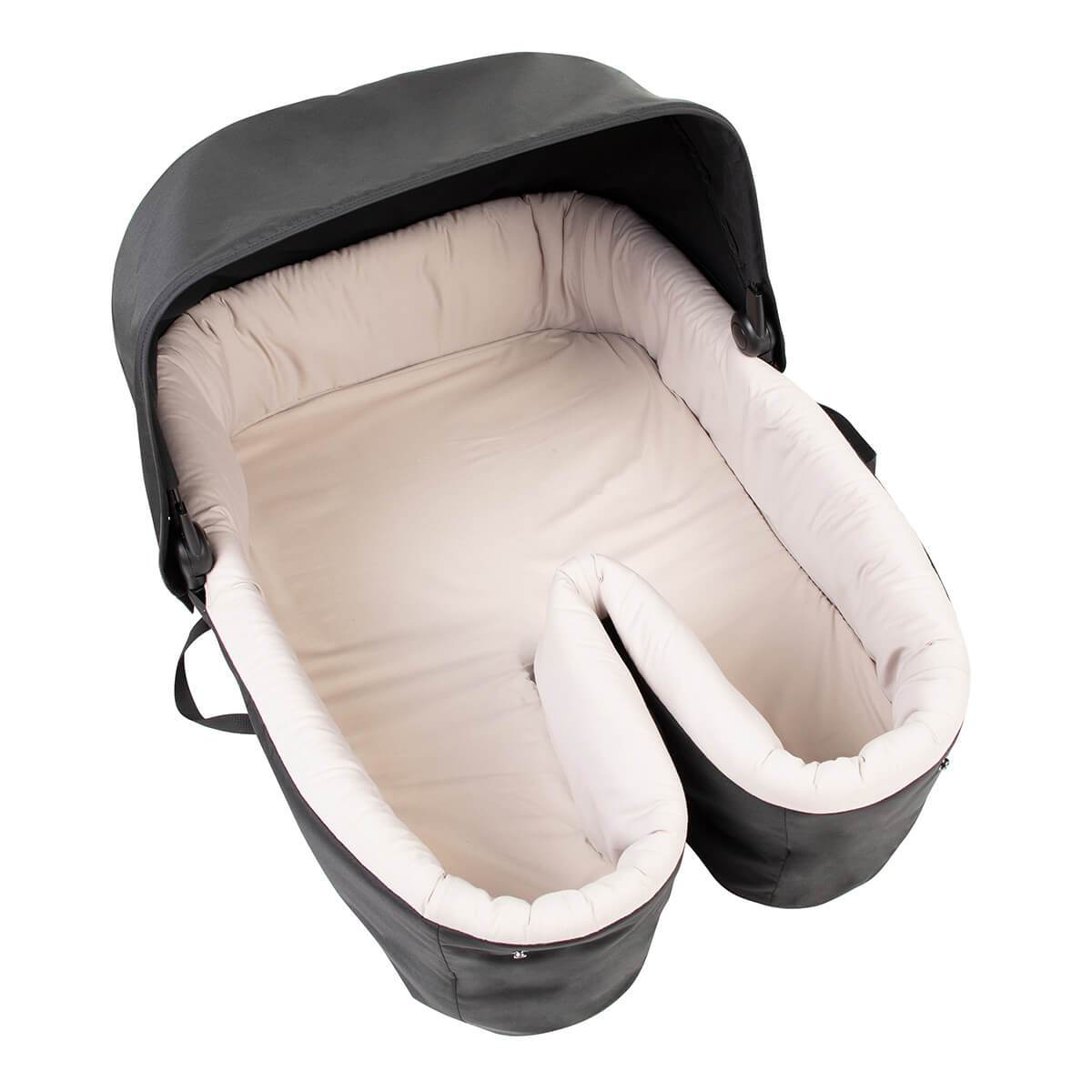 Mountain Buggy carrycot plus™ for Twins