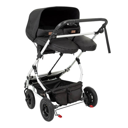 Mountain Buggy carrycot plus™ for Twins