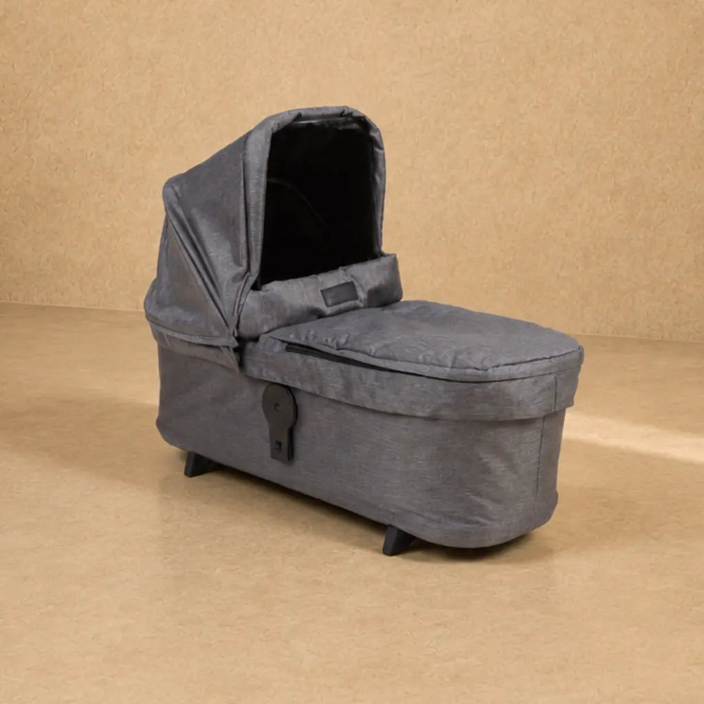 Mountain Buggy carrycot plus™ for duet™ – Artisan Collection