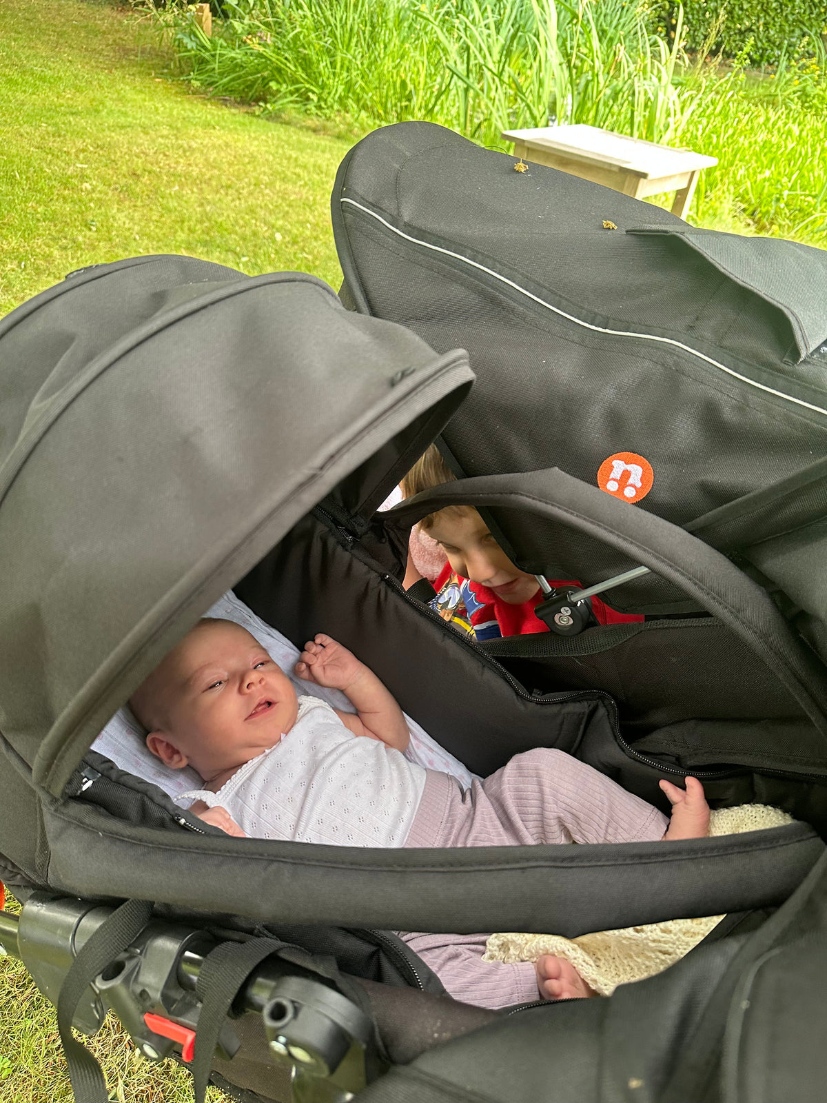 Out n About Nipper Pod
