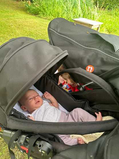 Out n About Nipper Pod